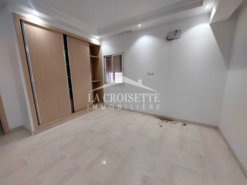 Appartement S+3 à La Soukra